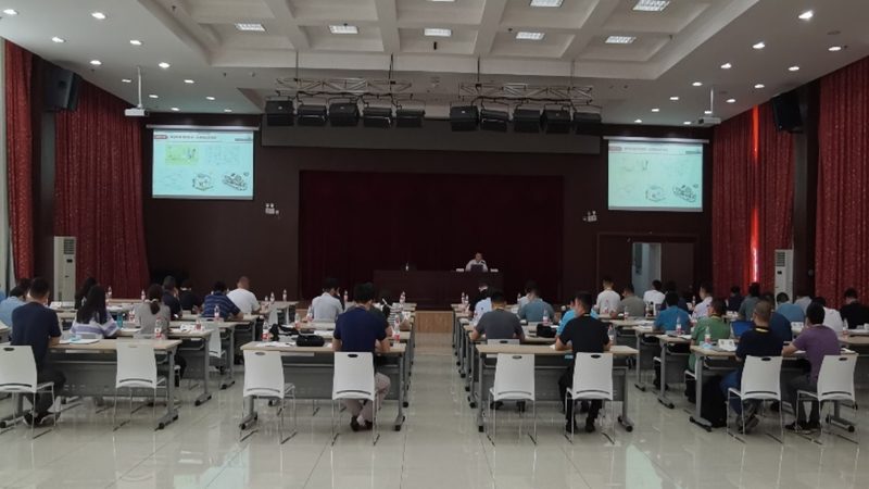建造师线上培训：优势与挑战并存