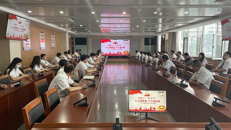 叉车培训学校周末班：职场技能提升的便捷之道