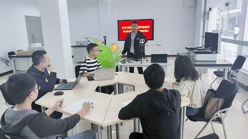 小标题：创业公司面临的挑战