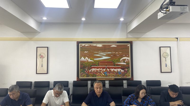 小标题：建造师职业前景与市场需求